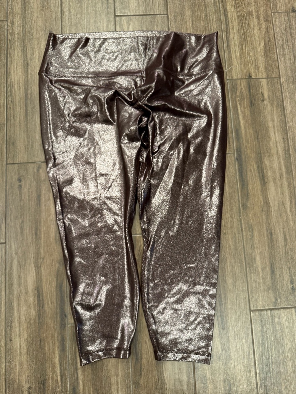 NWOT - Lululemon Align High-Rise Crop 21"
Radiate Foil Print French Press